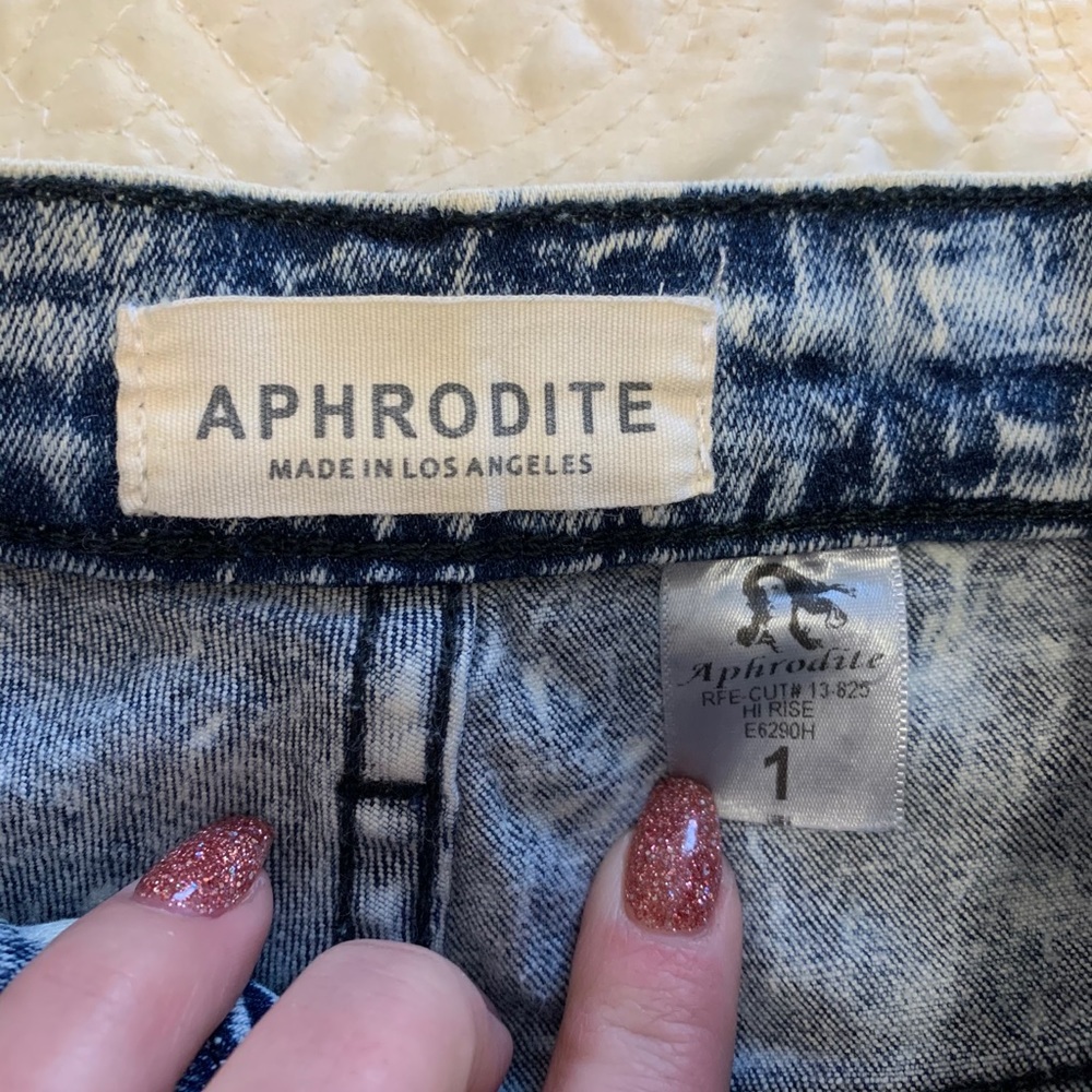 Jeans - Picture 4 of 4